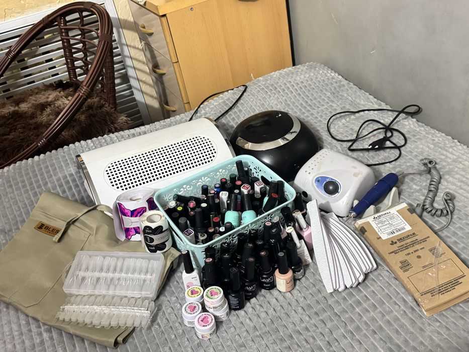 Продам набор для маникюра
