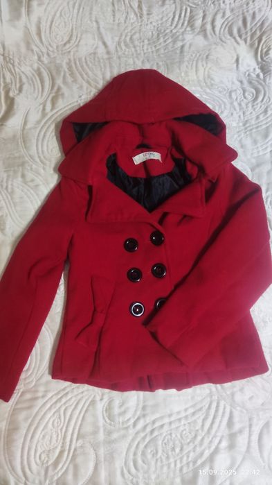 Драповый  пиджак для девочки