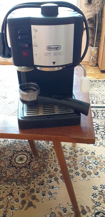 Кафе машина за еспресо Делонги