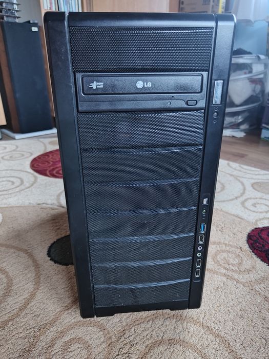 Carcasa PC gaming Super flower+ Sursa Njoy Wooden 850W gold