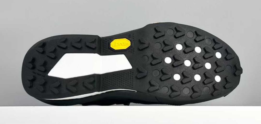 Нови мъжки маратонки Nike Zegamadome x sacai "Black"