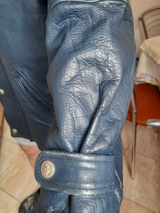 Haina de piele BRITANICA cu gluga detasabila