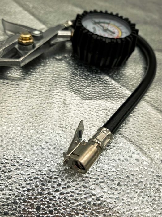 Pistol de aer cu manometru 49 lei