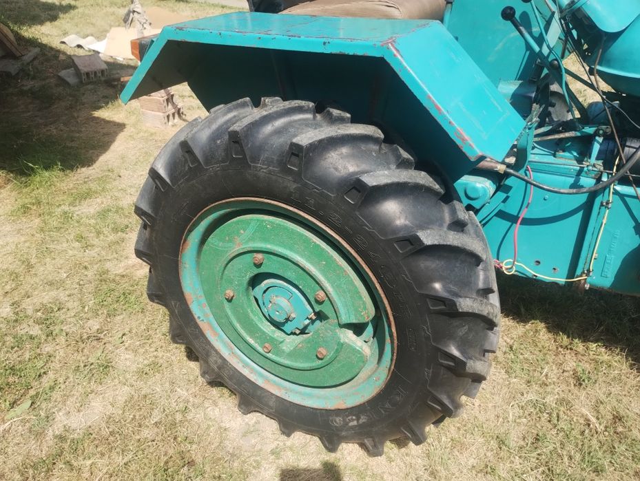 Трактор Зетор Zetor 25