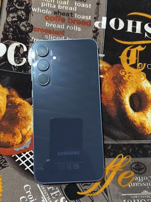 Samsung a55 256 xotira xolati yangi karobka yoq
