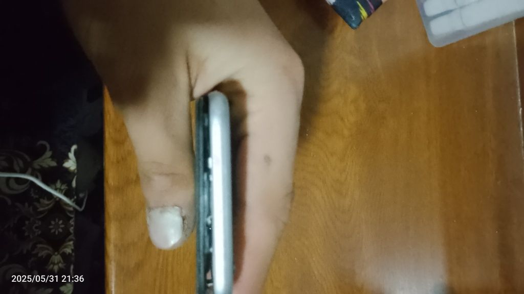 Ayfon6 s smartfon holati yaxshi narxi 250 000 sum
