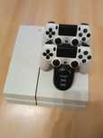 Ps4 с 2бр. джойстика , 6 игри и ,станция за зареждане