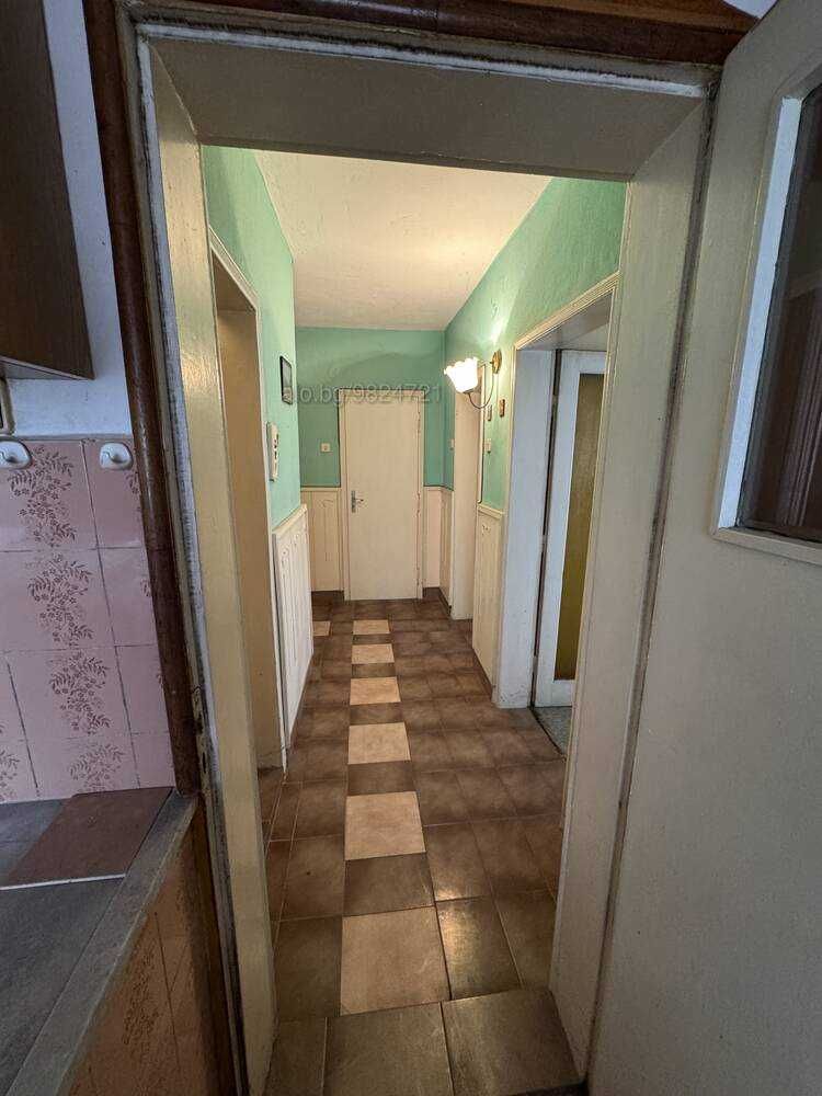 Тристаен на Дружба 1