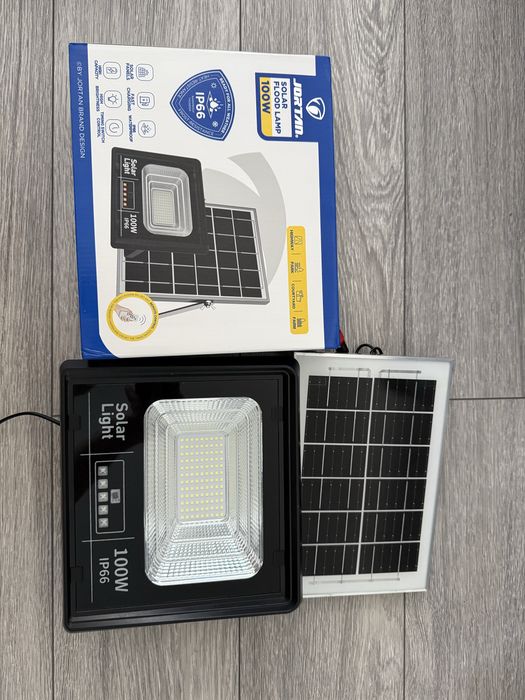 Proiector Led solar Jortan 200W cu panou solar
