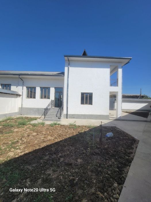 3 sotihli 2 qavatli hovli sotiladi 73000$