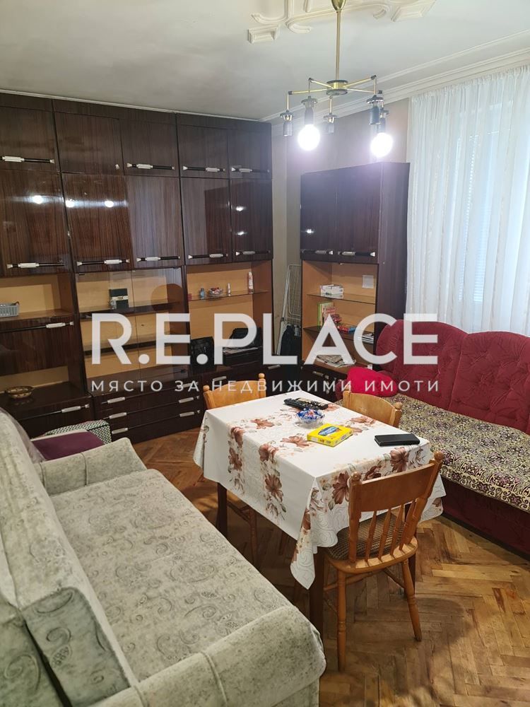 Продава се Тристаен апартамент в Варна, Младост 2 - 76 кв.м за 1674 €/кв.м - Снимка #1