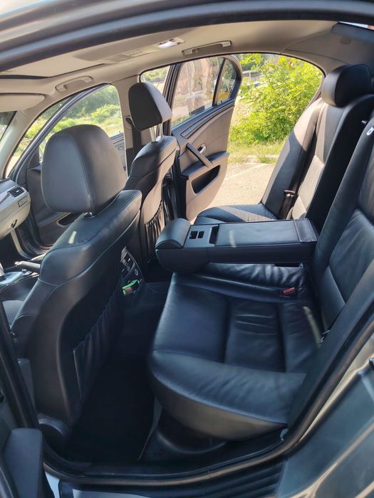 Vând BMW e60 (525-3.0)