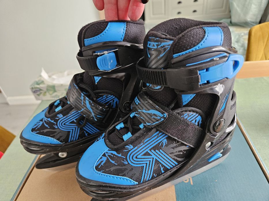 Patine de gheata reglabile, marime 30-33
