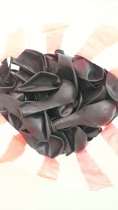 Черные воздушные шарики