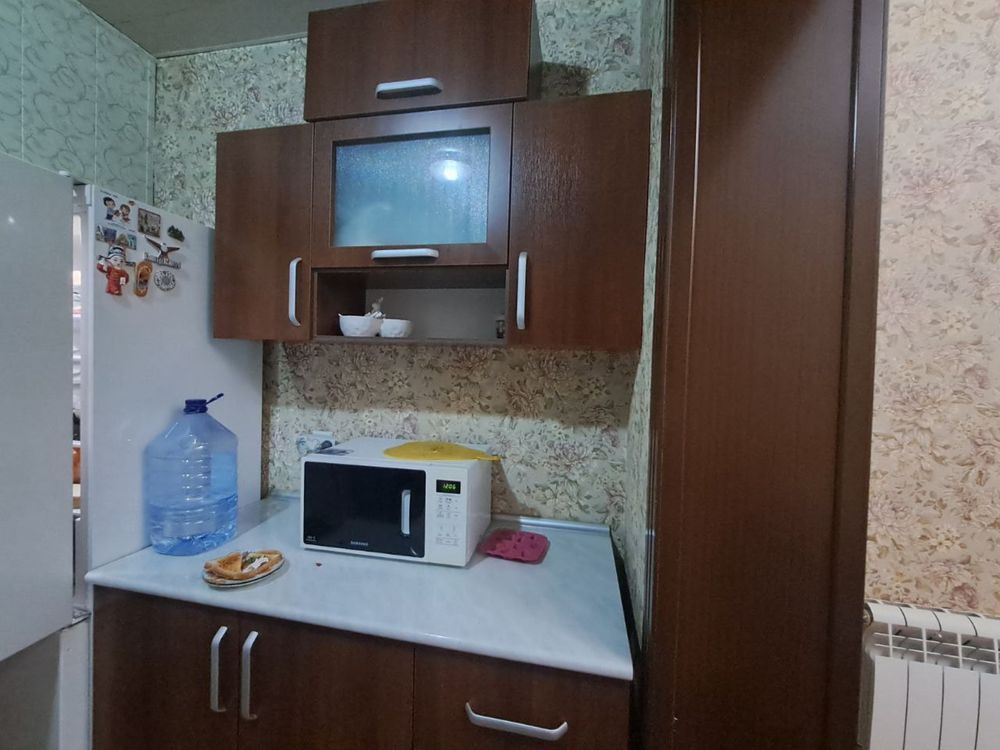 Чилонзор метро бекати, оптика томонида, 2-қават.