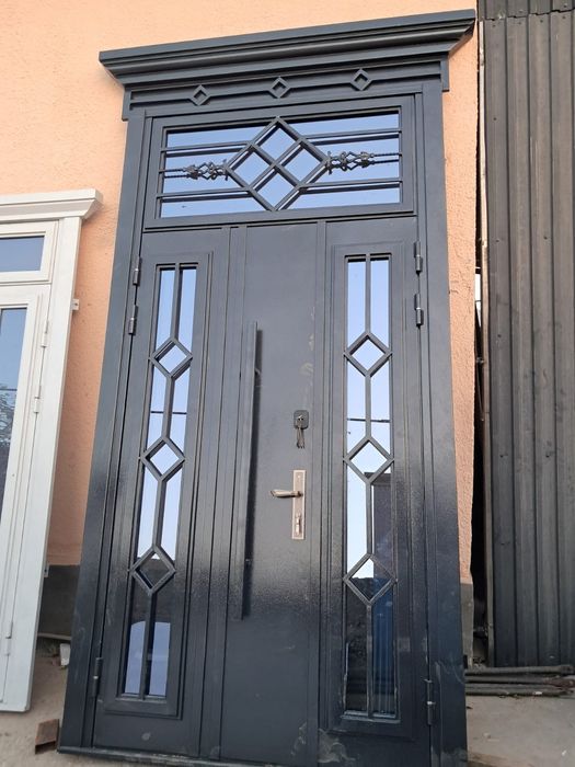 Продам новую наружную дверь
