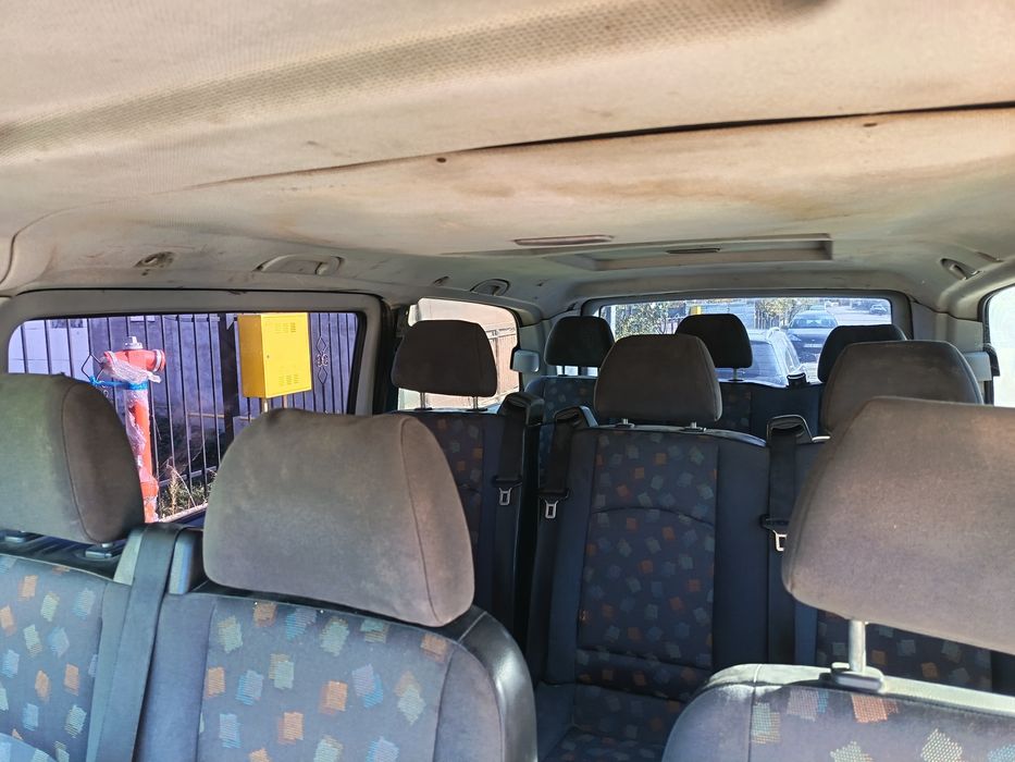 Vând schimb Mercedes vito