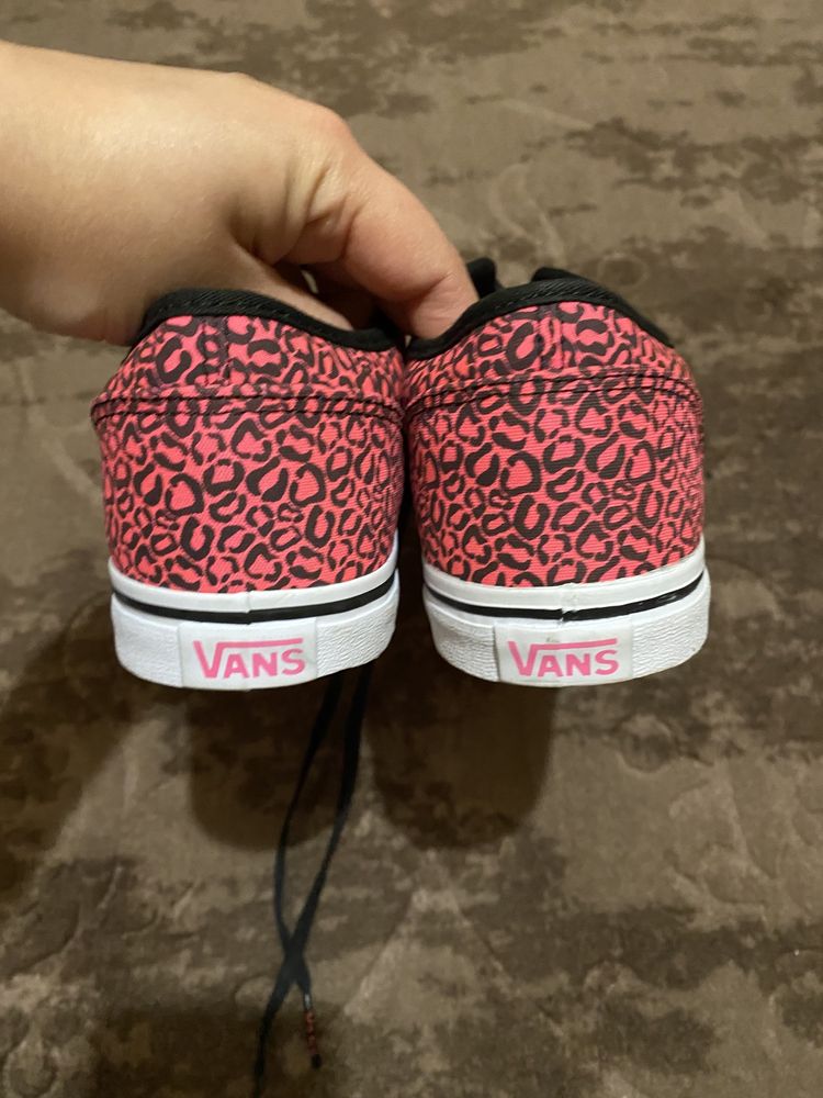 Дамски маратонки Vans