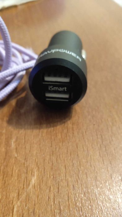 Зарядно за кола iSMART