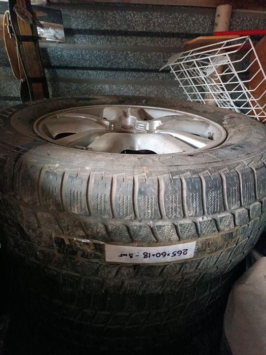 Отдам практически даром резину б.у