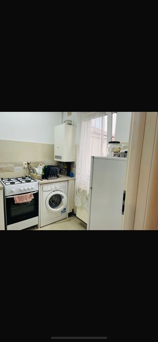 Garsonieră 1 cameră și pivniță la subsol, decom., fără agenții imob