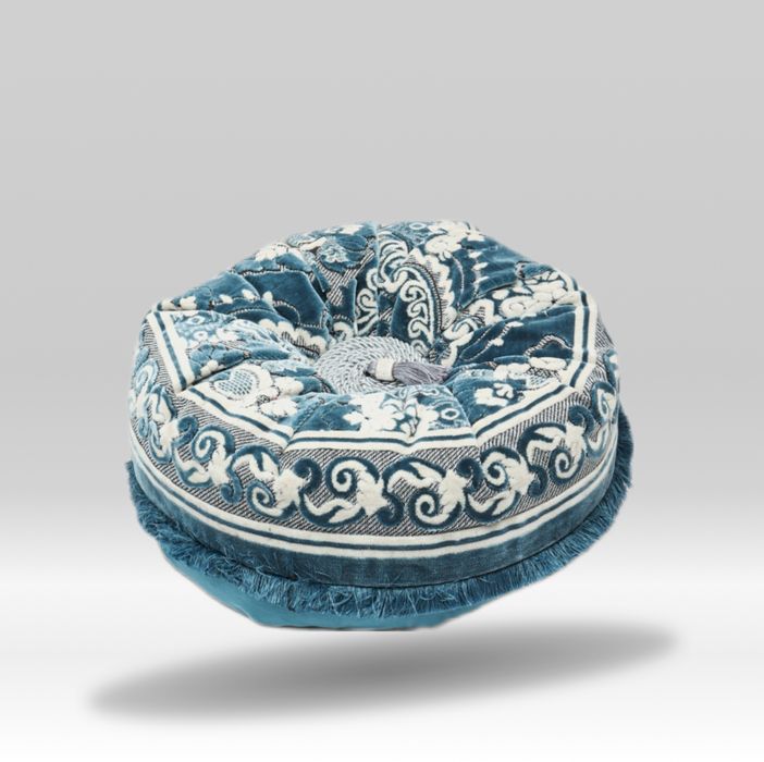 Turkiya yostiq . Anjir yostiq. Lola yostiq.