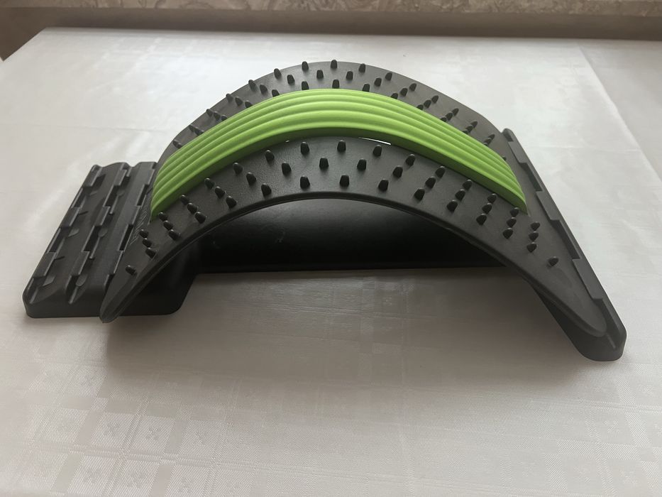 Ортопедичен уред за разтягане, масаж, опора