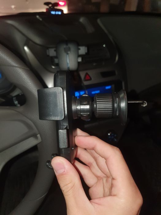 Telefon Ushlagich Avtomobil uchun