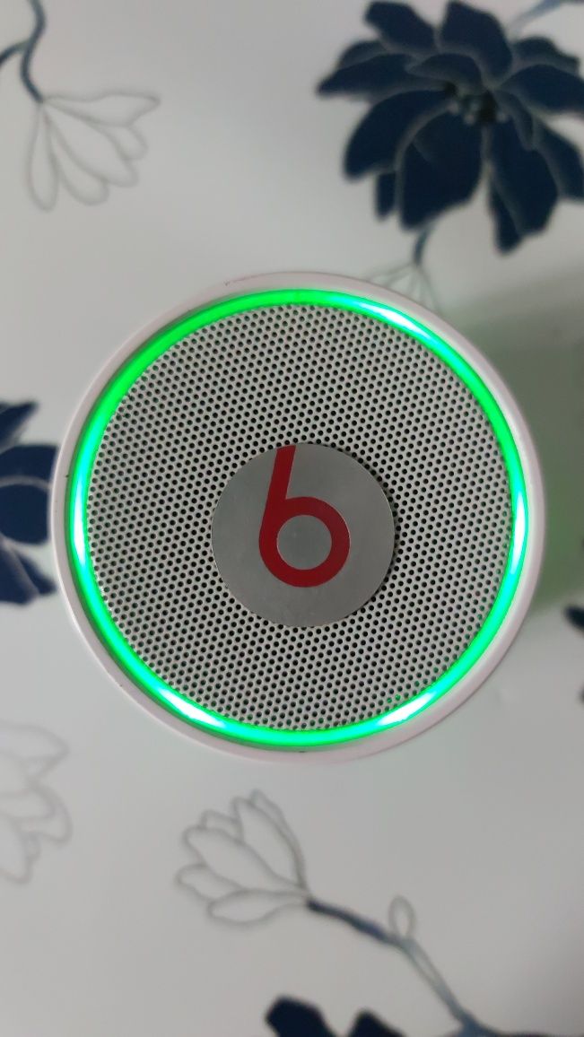 Портативная bluetooth колонка Beats S08