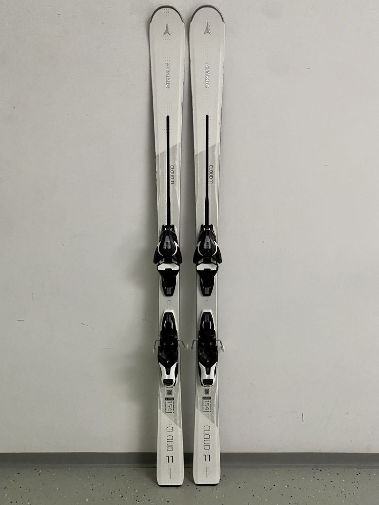 ski/schiuri/schi Atomic Cloud 11,154 cm