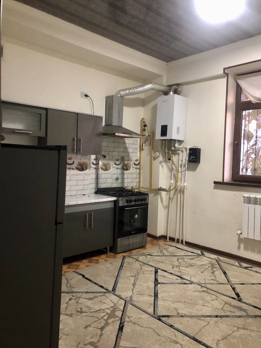 Массив 1 срочно сдаётся 2х комнатная квартира