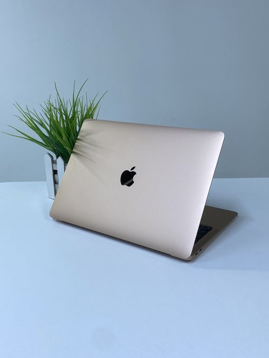 MacBook Air 2020 M1. Апорт Маркет
