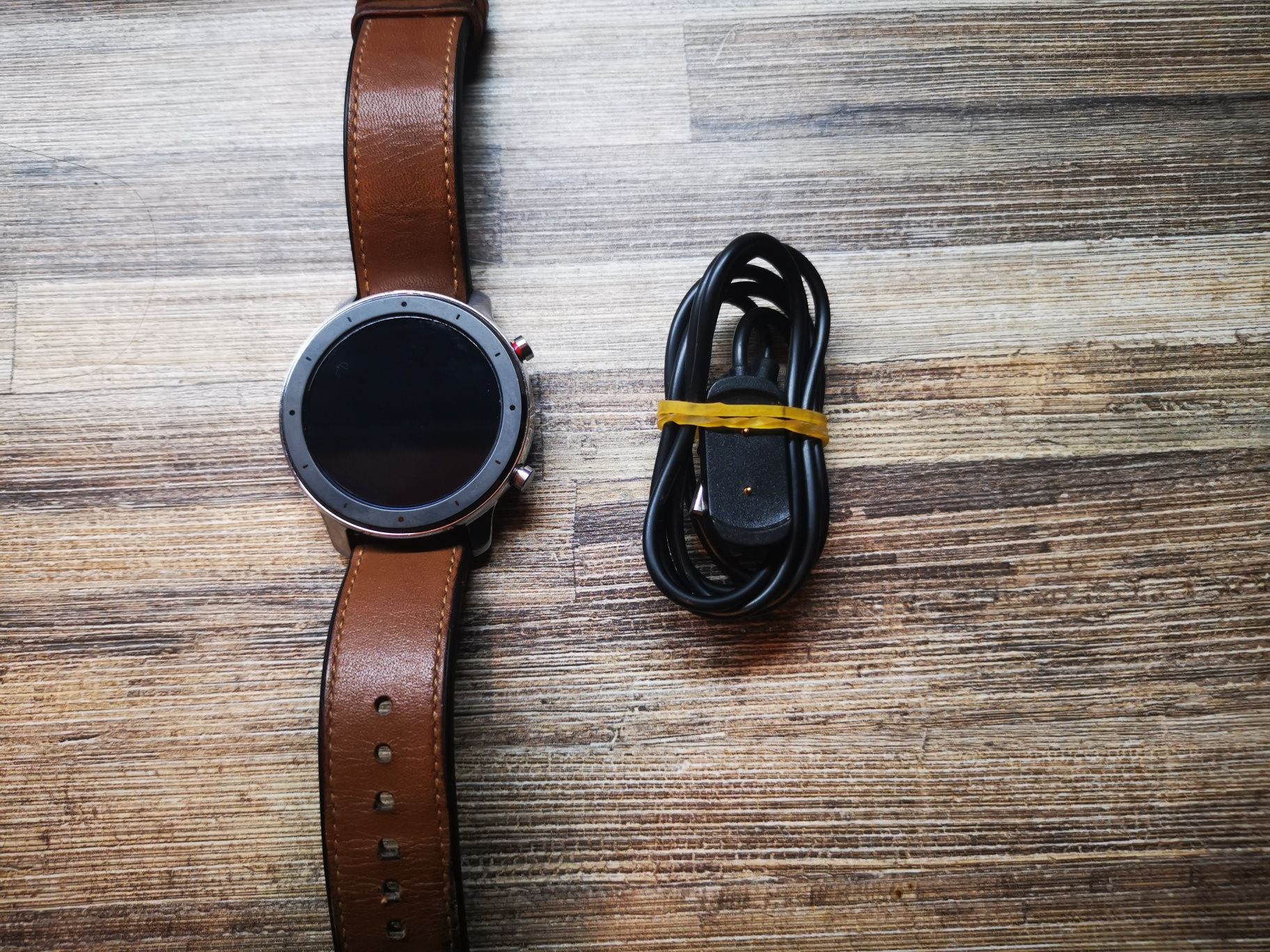 Отличен Amazfit GTR 47мм A1902