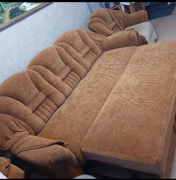 Продам диван и два кресла