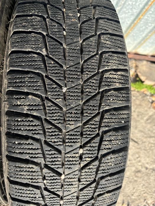 Зимние шины Triangle 185/70 R14