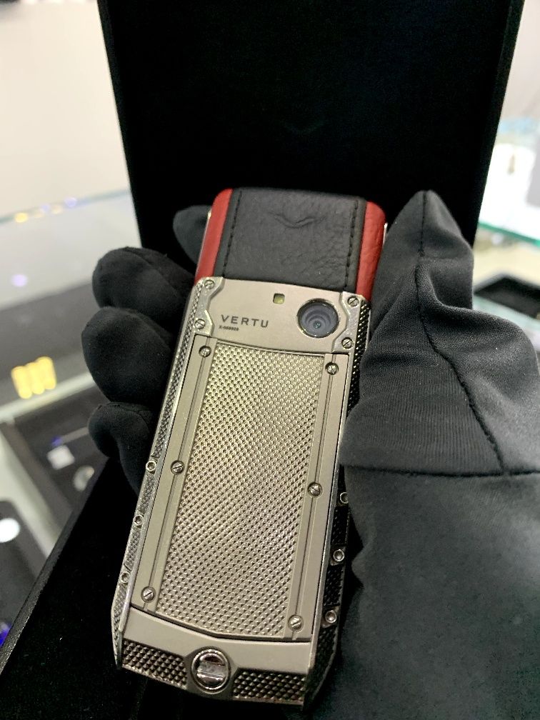 Продам Vertu Ascent X В идеальном состоянии!