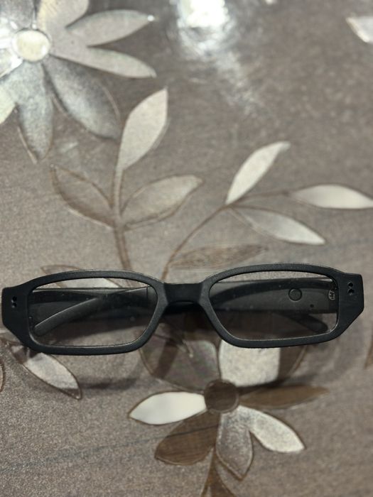 Очила с невидима HD камераб