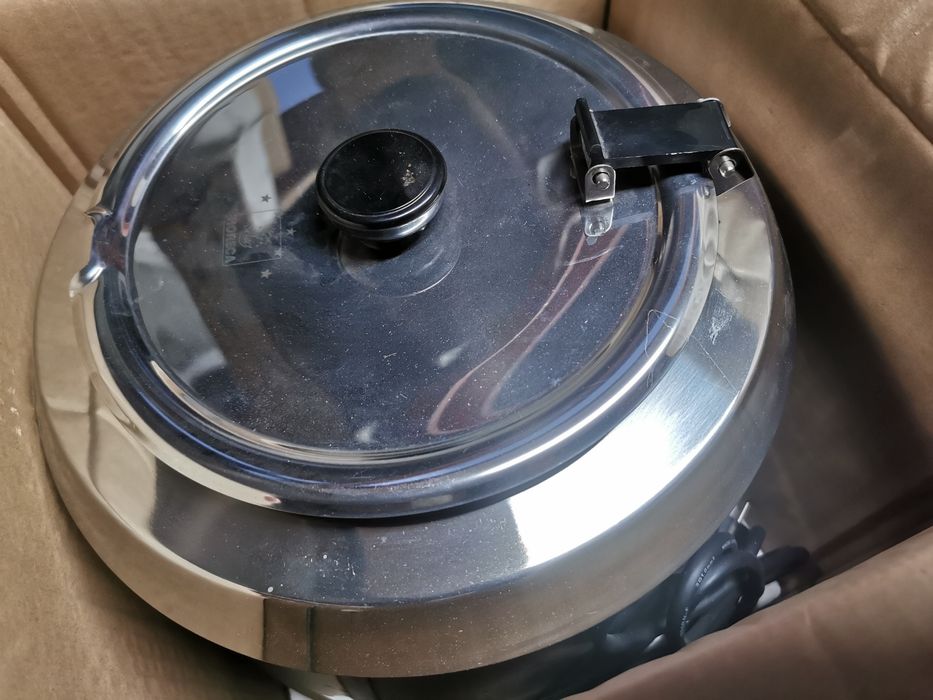 Supiera Electrica 9 Litrii Nou Nouță