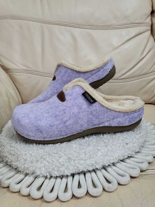 Нови дамски пантофи лила - 40 номер