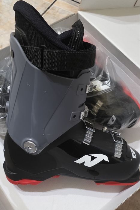 Clapari Nordica SpeedMachine J4  marimea 38.5 ( 245)