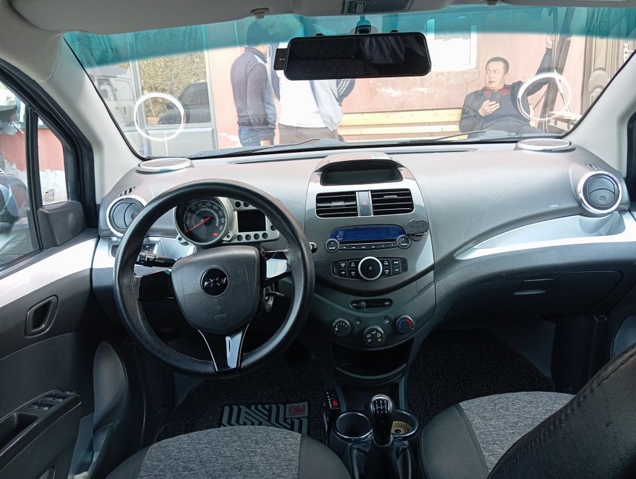 2015 делфин спарк 3-позиция