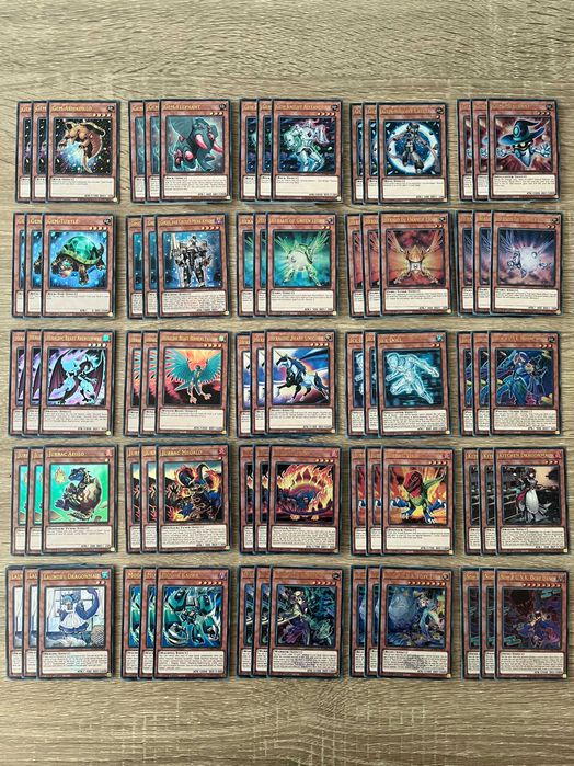 Yu-Gi-Oh! TCG Battles of Legend: Monster Mayhem карти