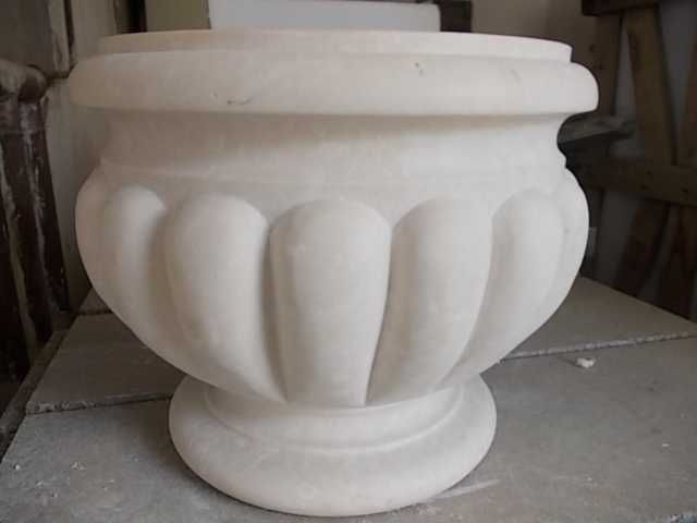 Vaze din Marmura Masiva cm.44 cioplit manual