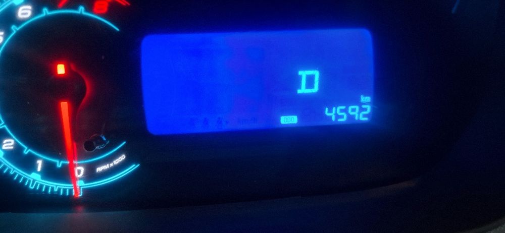 мозина 4500 юрган халол  мошина топтоза   13200$  сунатига 50сим отила