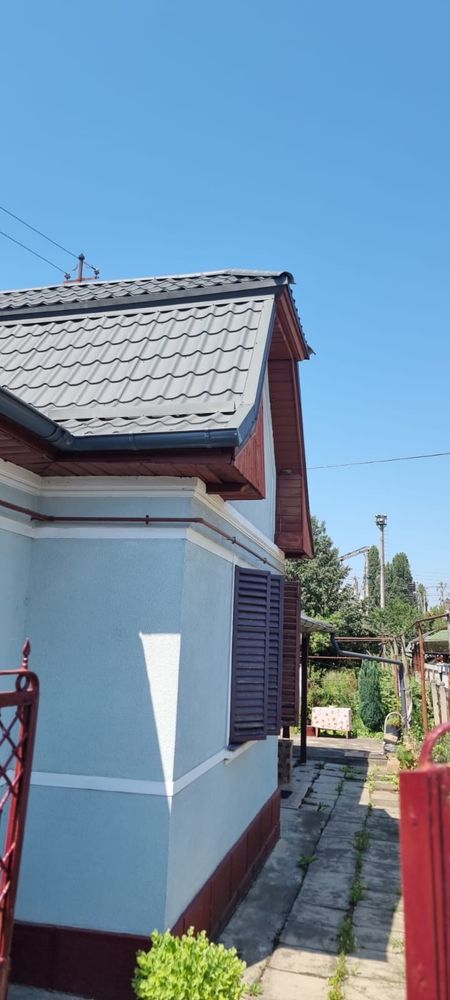 Vand casa de locuit