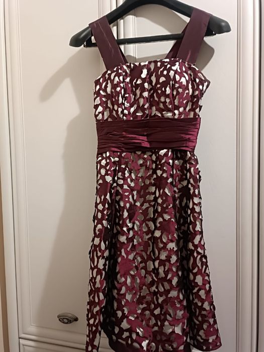 Платье с накидкой размер S