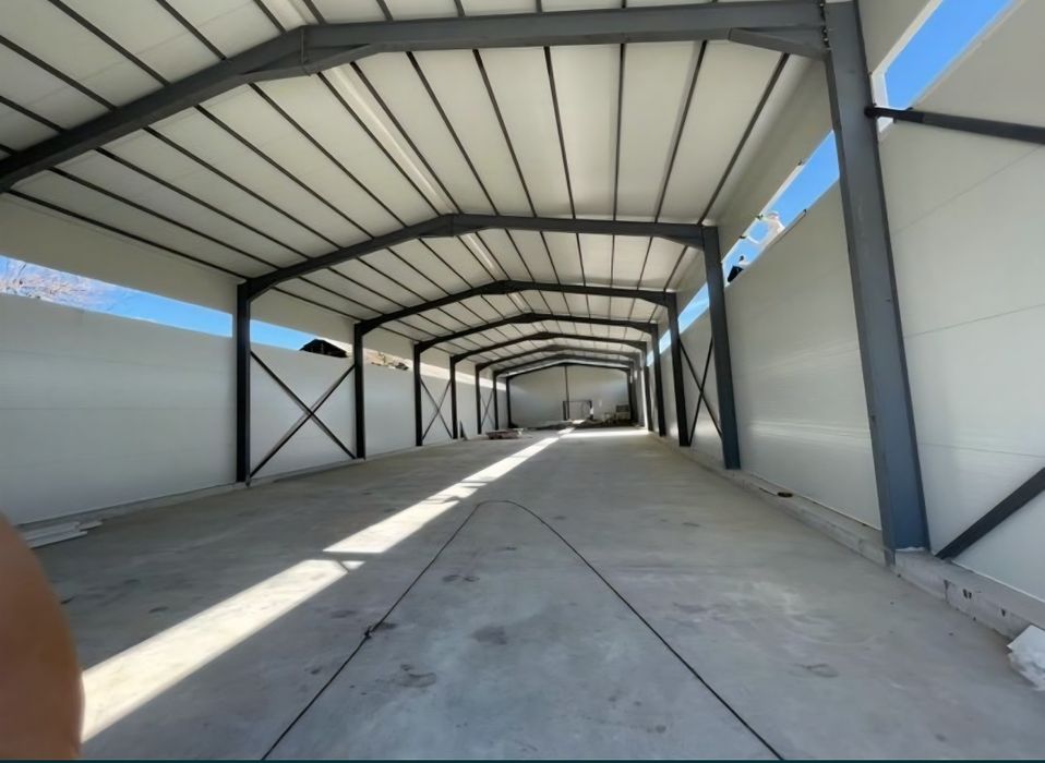 Vand hala metalica demontabila pe suruburi