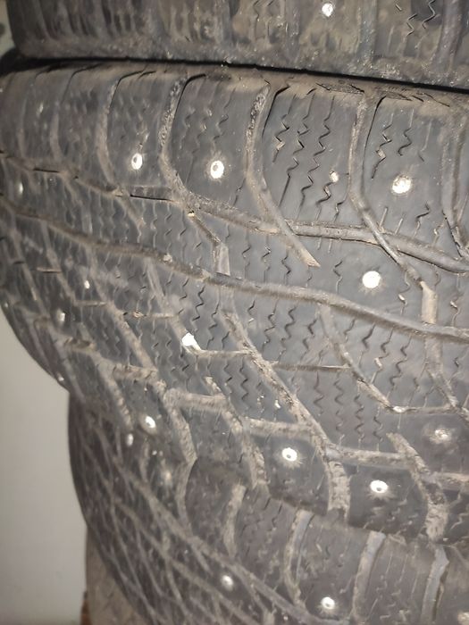 Продам 4 балона на 15