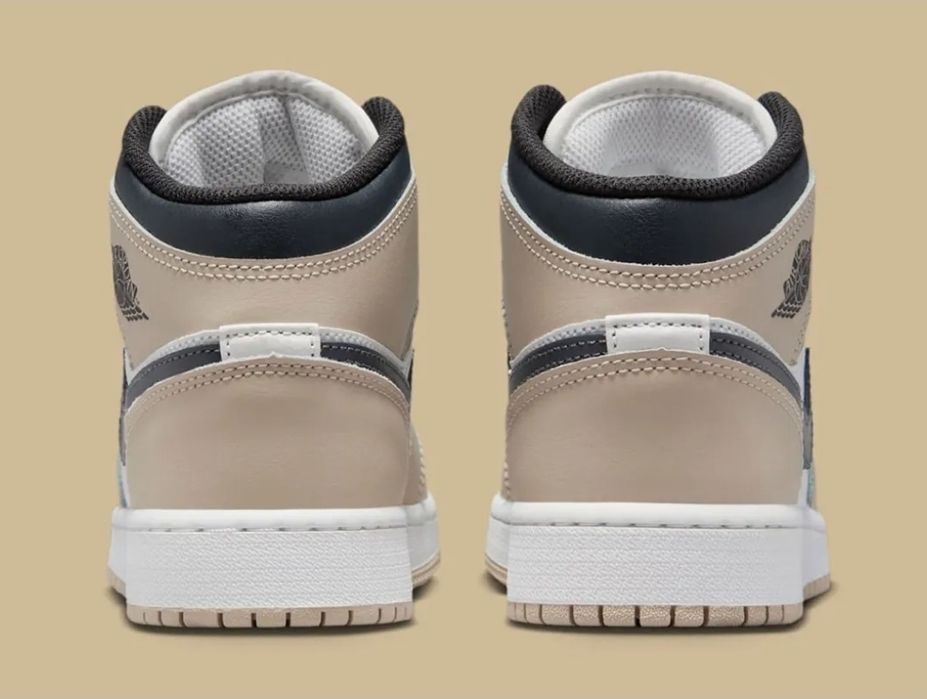 Jordan 1 mid "light tan" 40 originali noi