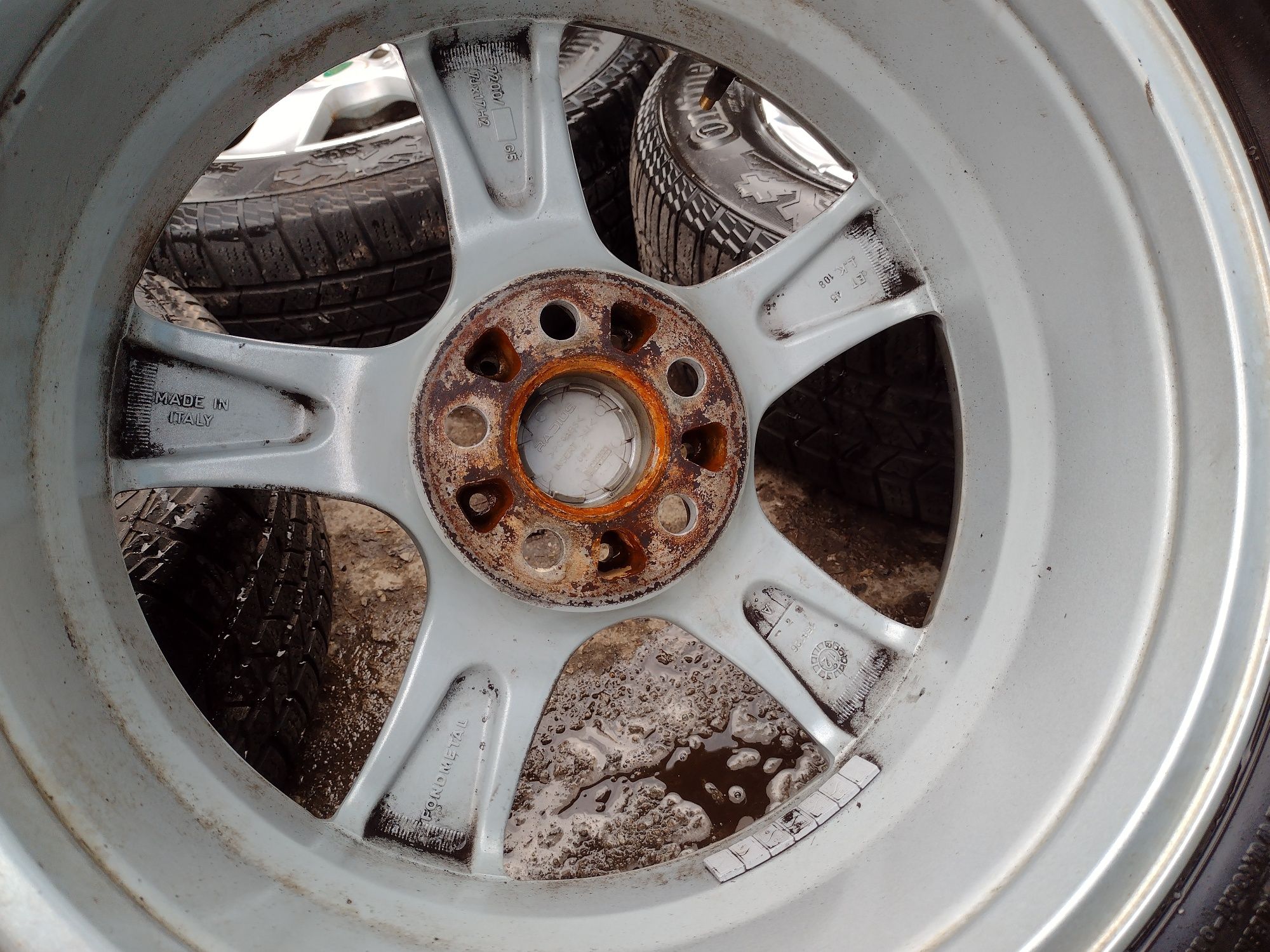 Топ състояние Fondmetal 17-5x108 et45. 7j Land Rover Freelander 2